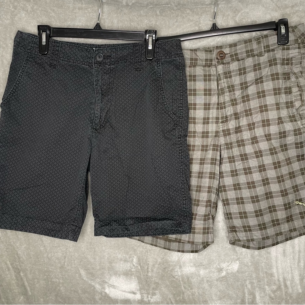 Men’s Shorts Bundle Aeropostale & Puma Size 32 Plaid & Patterned Lot of 2